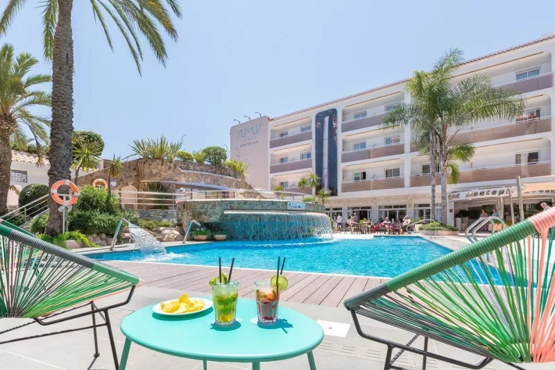 Sumus Hotel Monteplaya