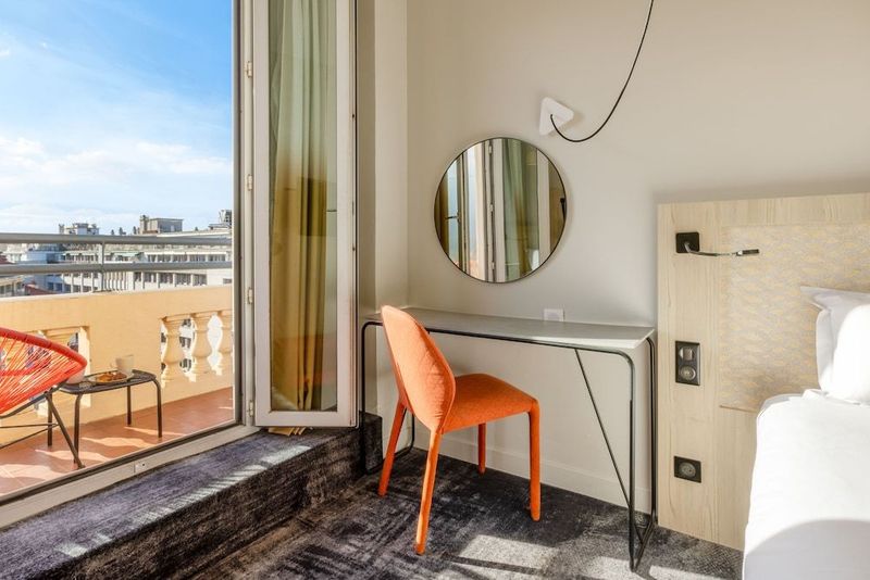 Hotel Vendome - Image 3