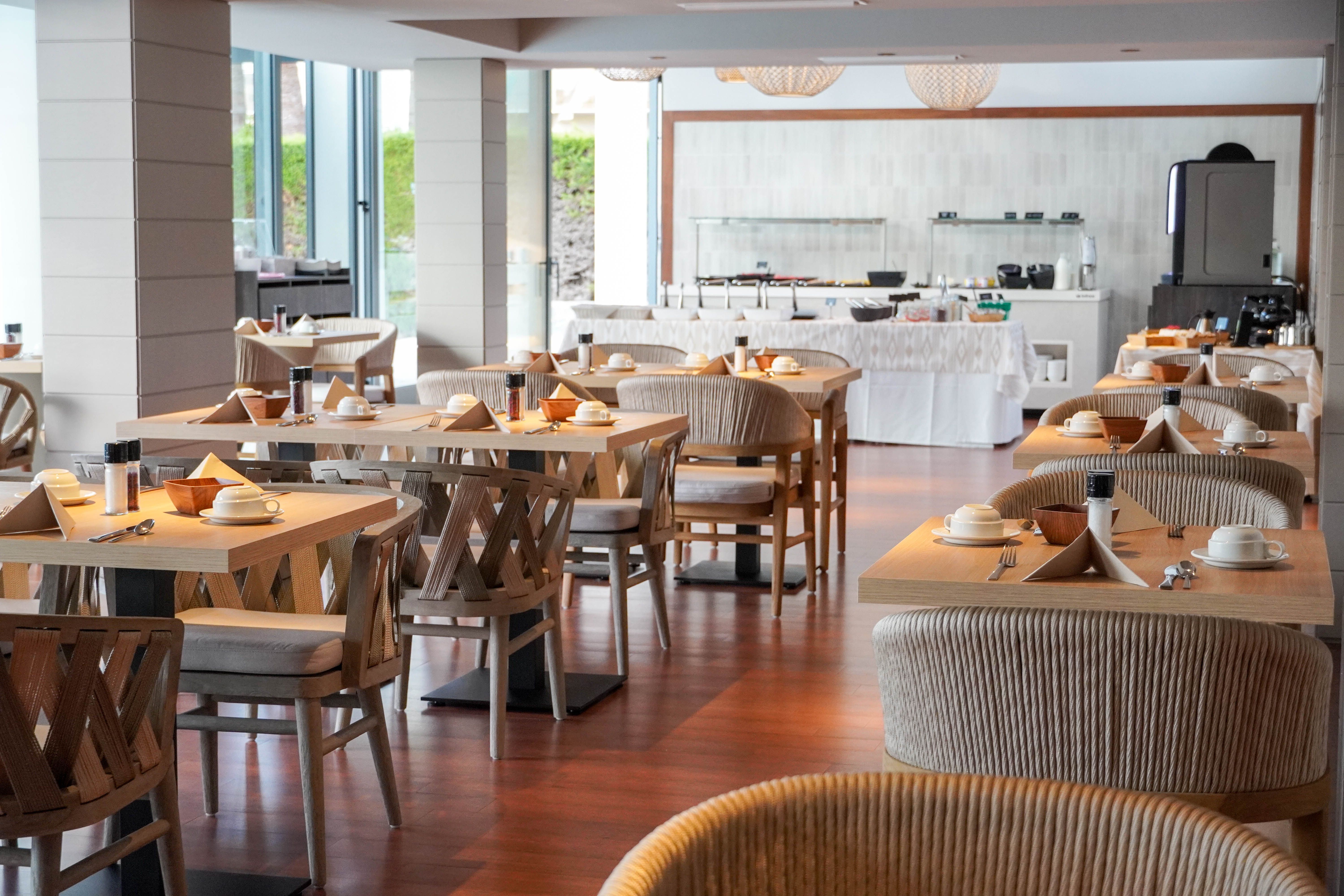 Marins Suites Hotel - Image 8