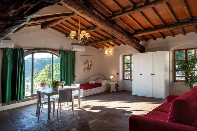 Norcenni Girasole Club - Image 5