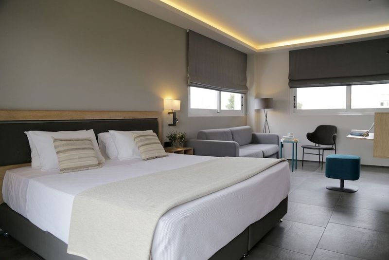 Palmyra Beach Hotel - Image 10