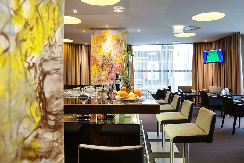 Austria Trend Hotel Europa Wien - Image 4