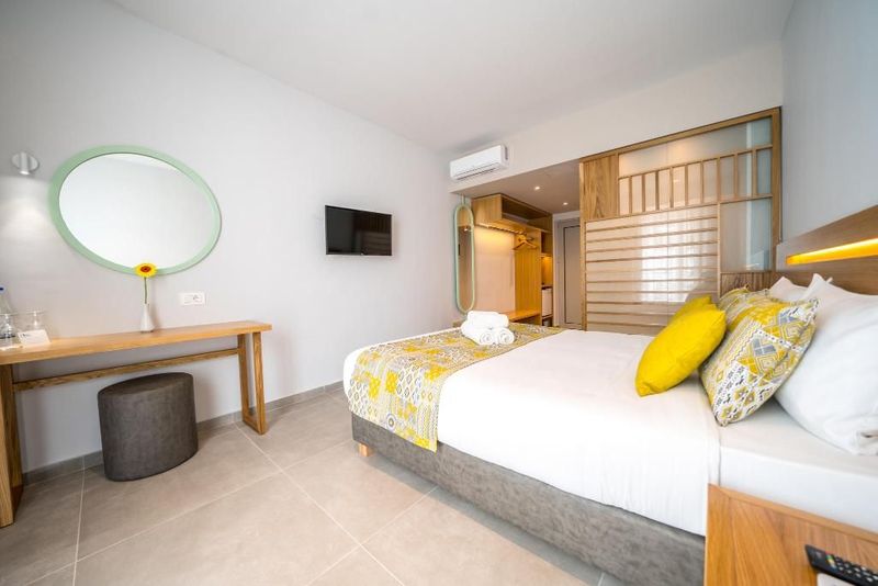 Adele Beach Hotel - Image 8