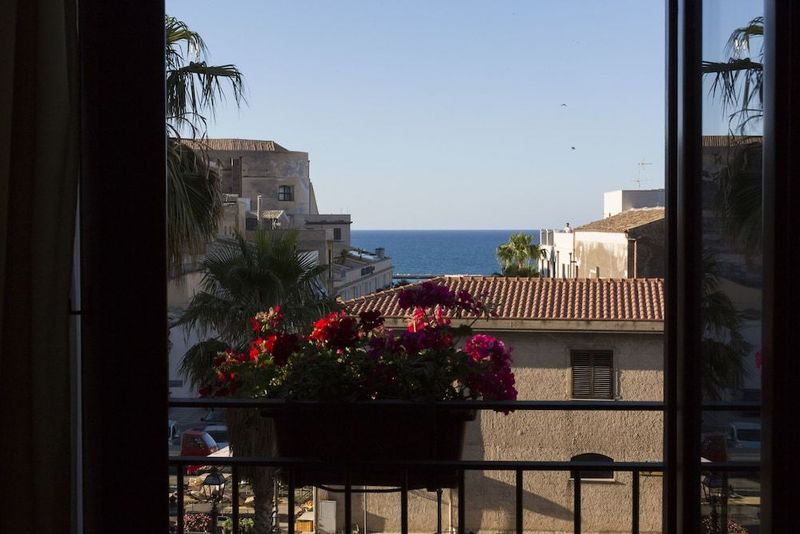 La Piazzetta - Image 7