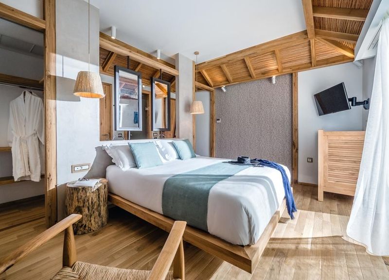 Stella Island Luxury Resort & SPA - Image 8