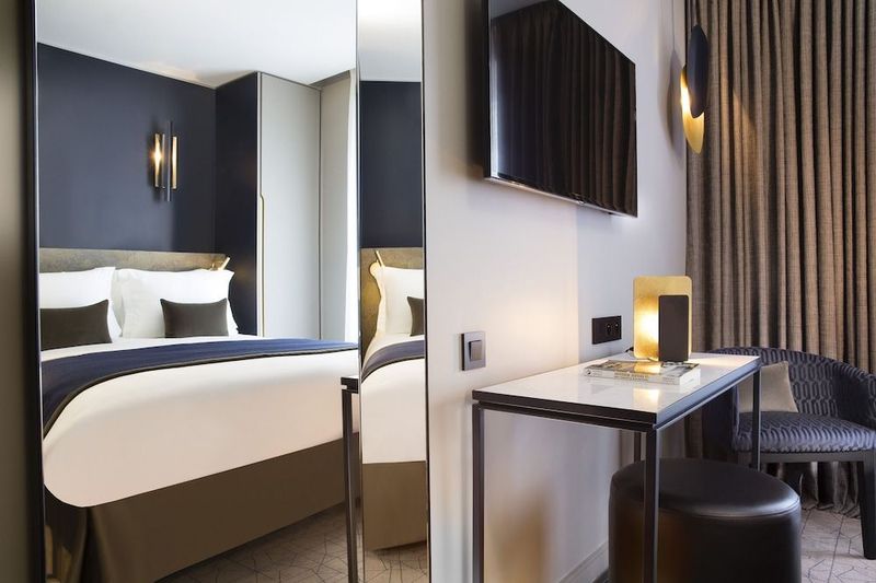 Hotel Le 10 Bis - Image 4