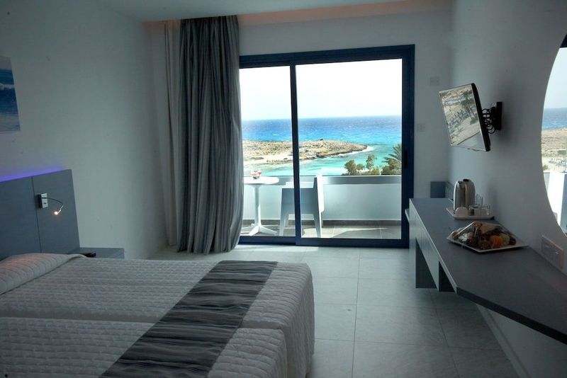 Anonymous Beach Hotel - Image 5