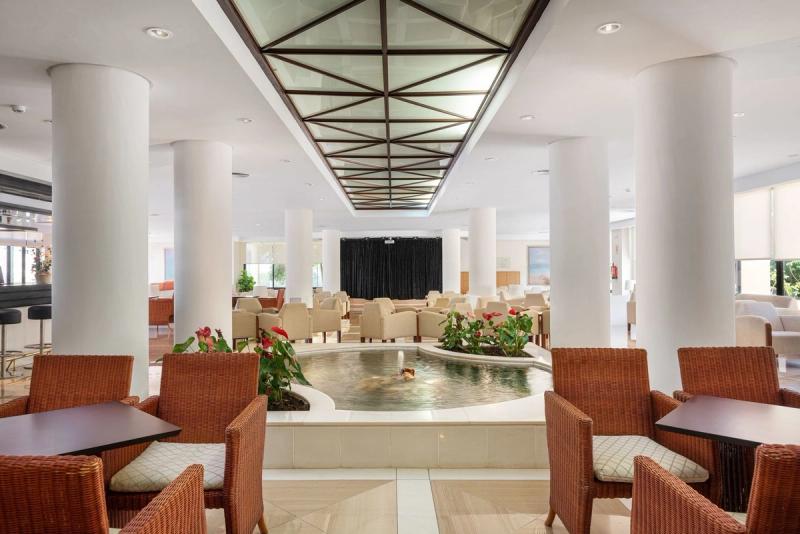 Welikehotel Marfil Playa - Image 4