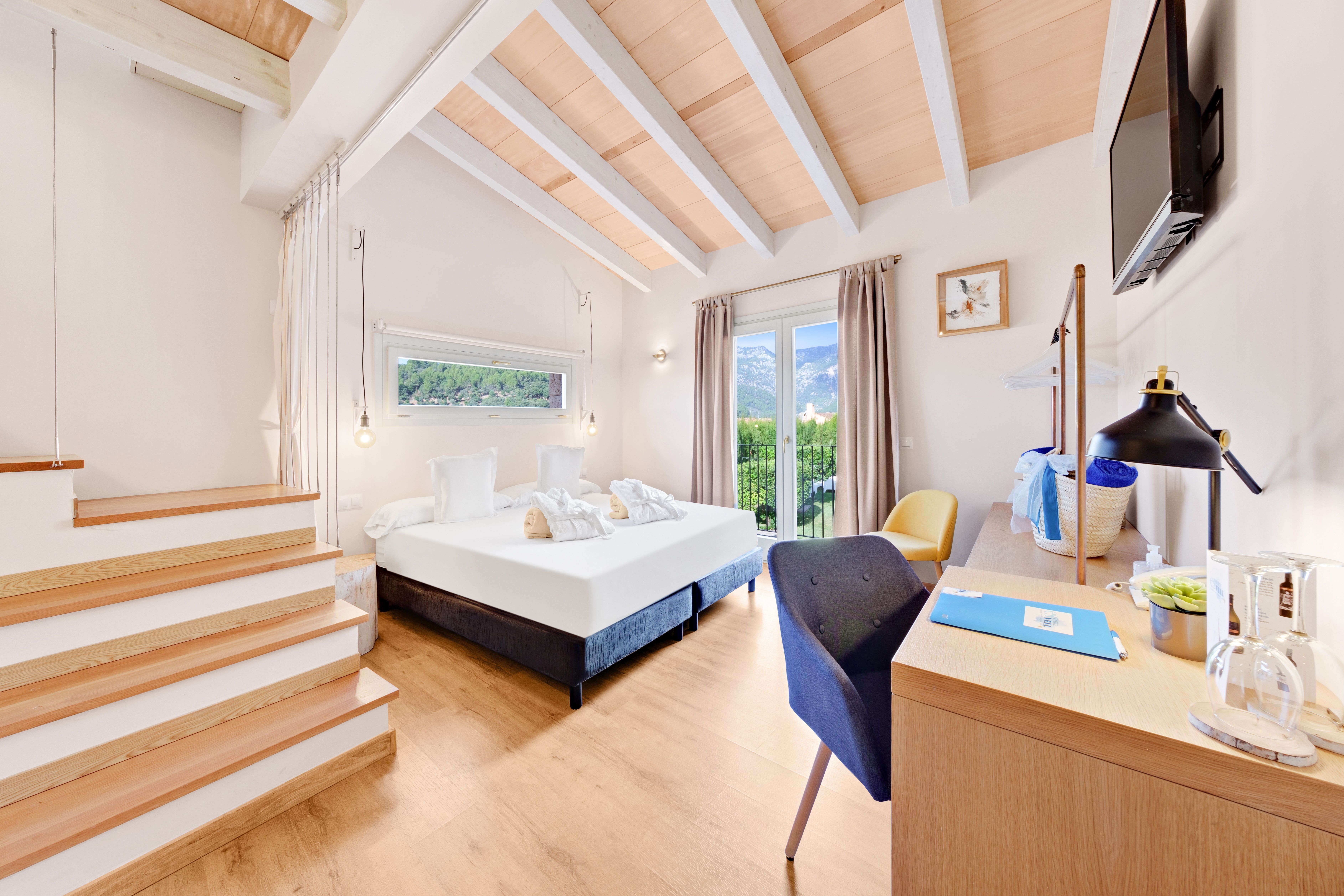 Es Corte Vell Inland Hotel - Image 4