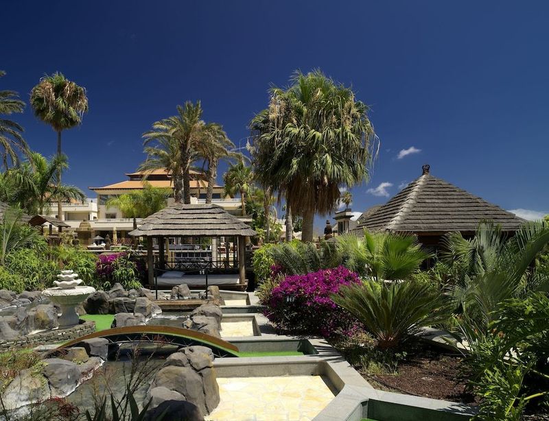 Regency Country Club Apartments Suites - Image 9