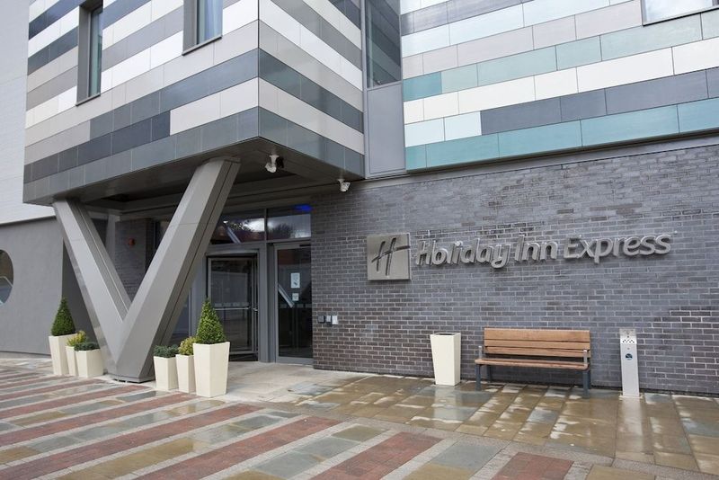 Holiday Inn Express Manchester City Centre - Arena - Image 5