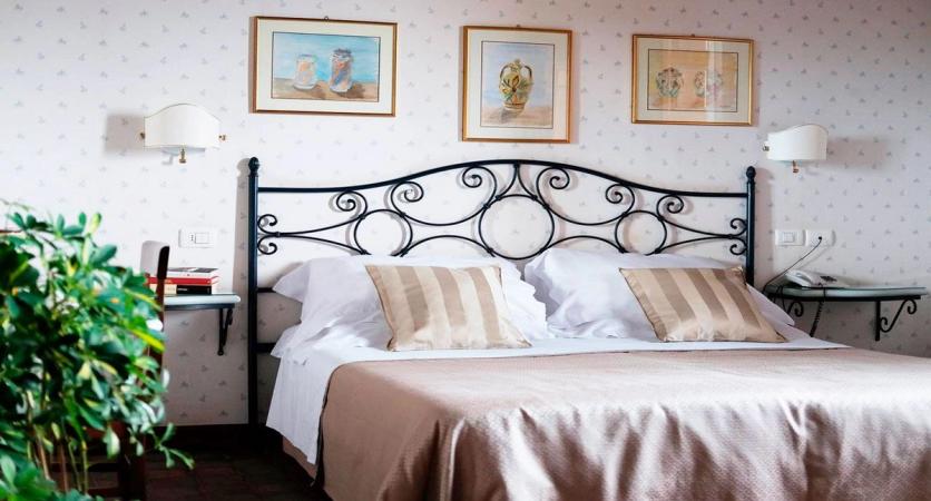 Eksempel på et værelse på Villa Favorita Relais på Sicilien