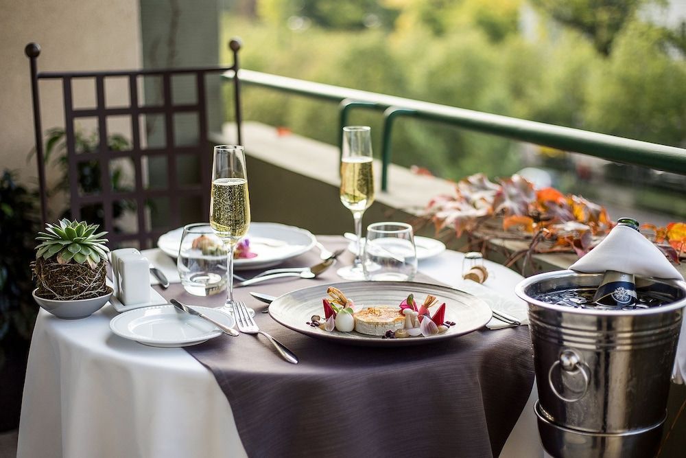 Mamaison Hotel Andrassy - Image 5
