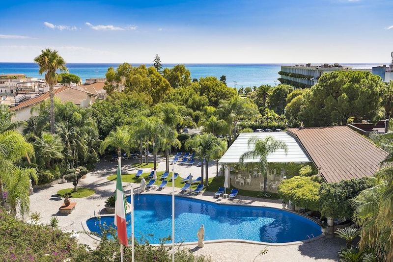 Sant Alphio Garden Hotel & Spa - Image 9