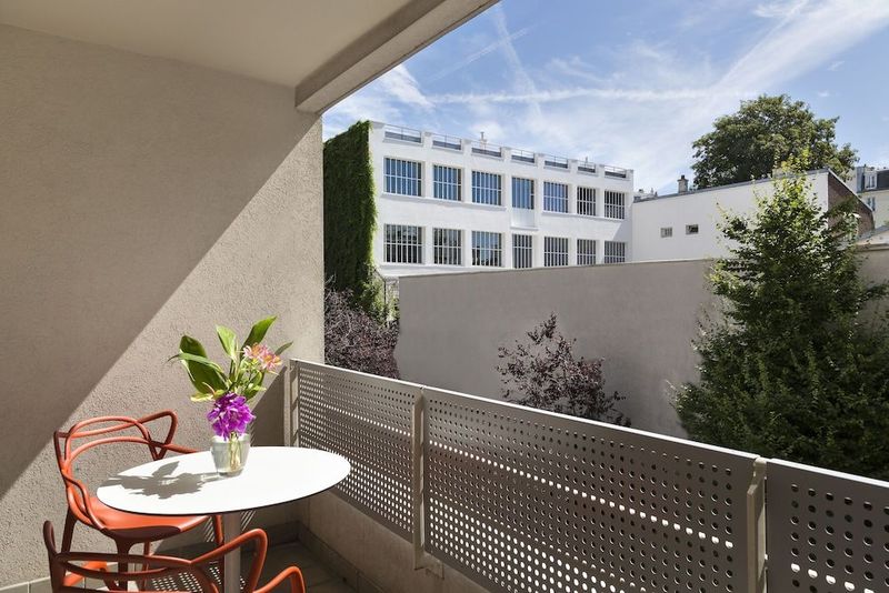 Citadines Montmartre Paris - Image 7