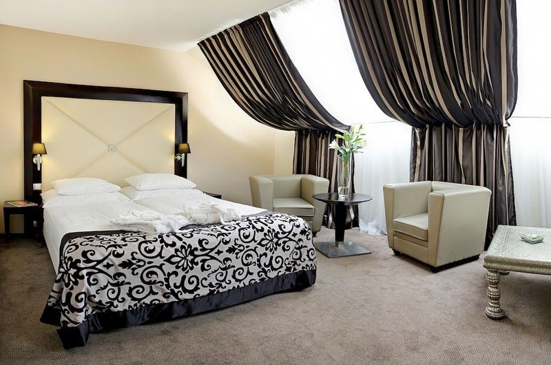 Grandior Hotel Prague - Image 9