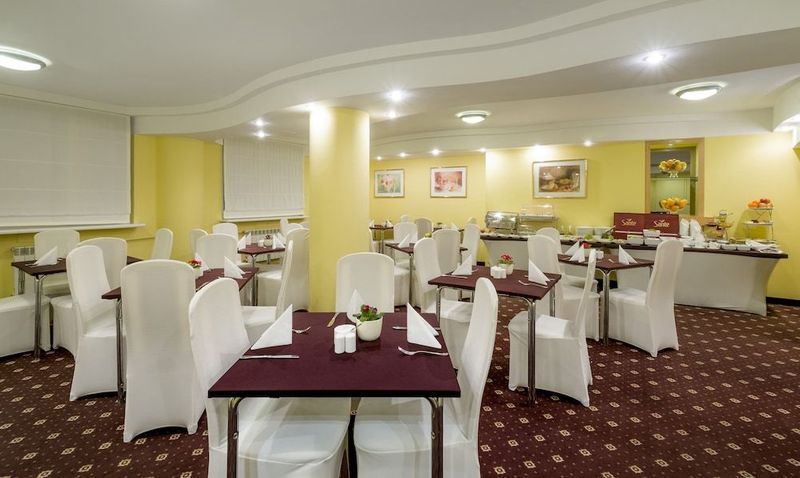 Hotel Reytan - Image 7