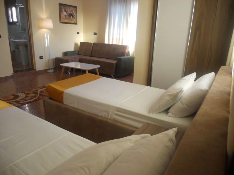 Onorato Hotel - Image 7