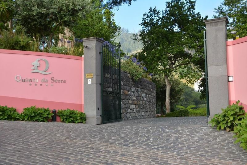 Hotel Quinta da Serra - Image 2