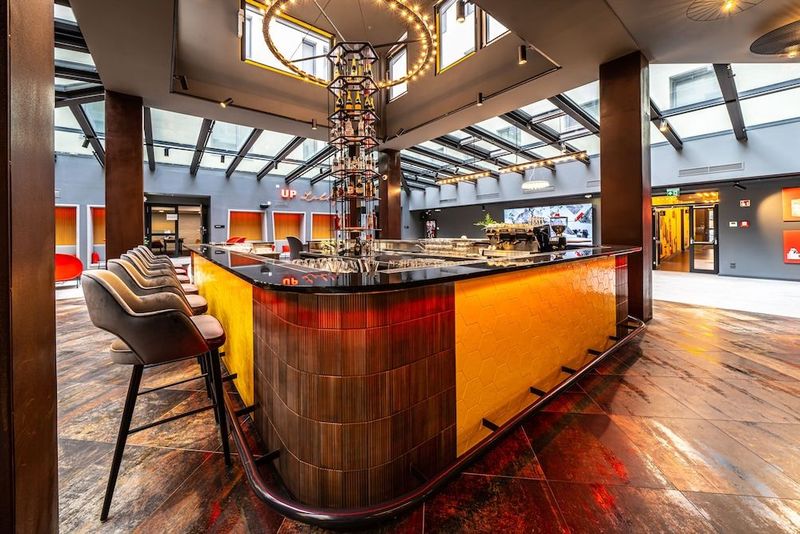 Up Hotel Budapest - Image 9