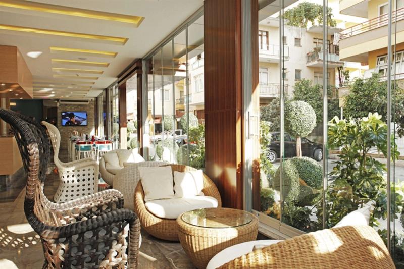 Kleopatra Suit Hotel - Image 9
