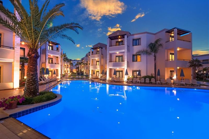 Creta Palm Hotel - Image 1