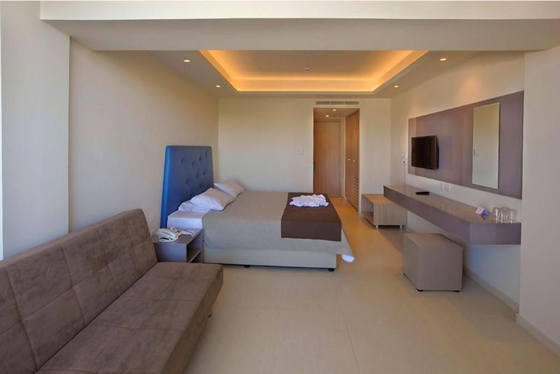 Nelia Beach Hotel & Spa - Image 8