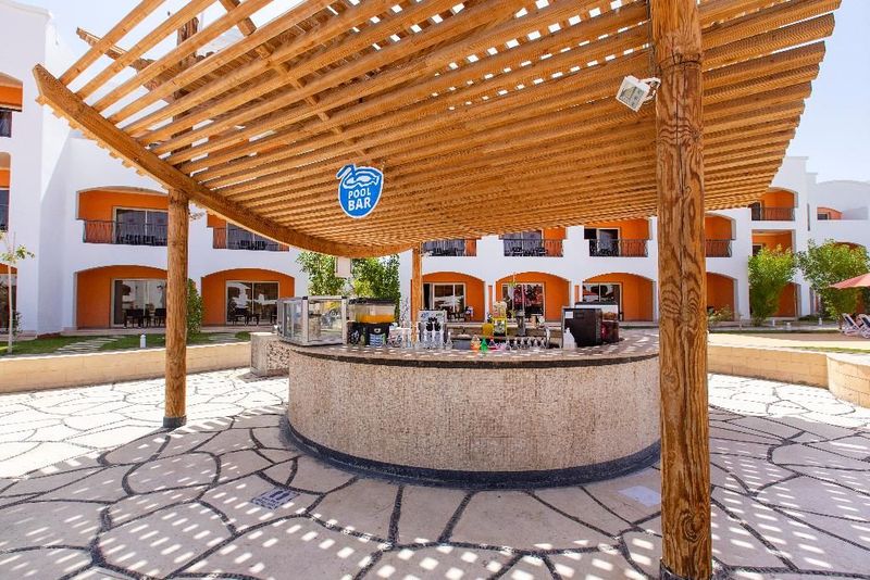 Naama Waves Hotel - Image 5