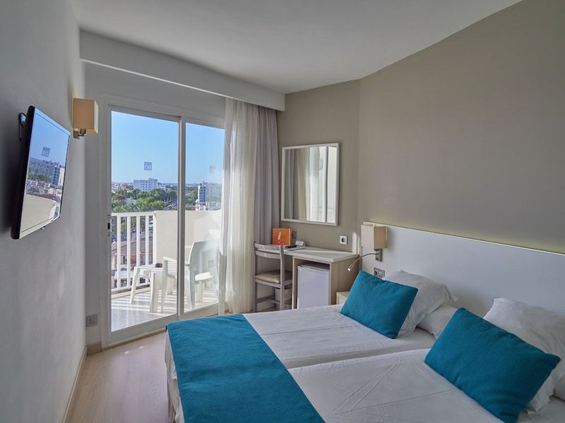 BQ Delfin Azul Hotel - Image 2