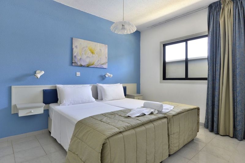Napa Prince Hotel Apartments - Image 4