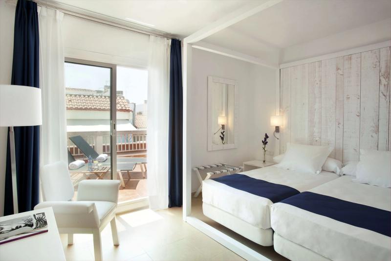 Hotel Medium Sitges Park - Image 2