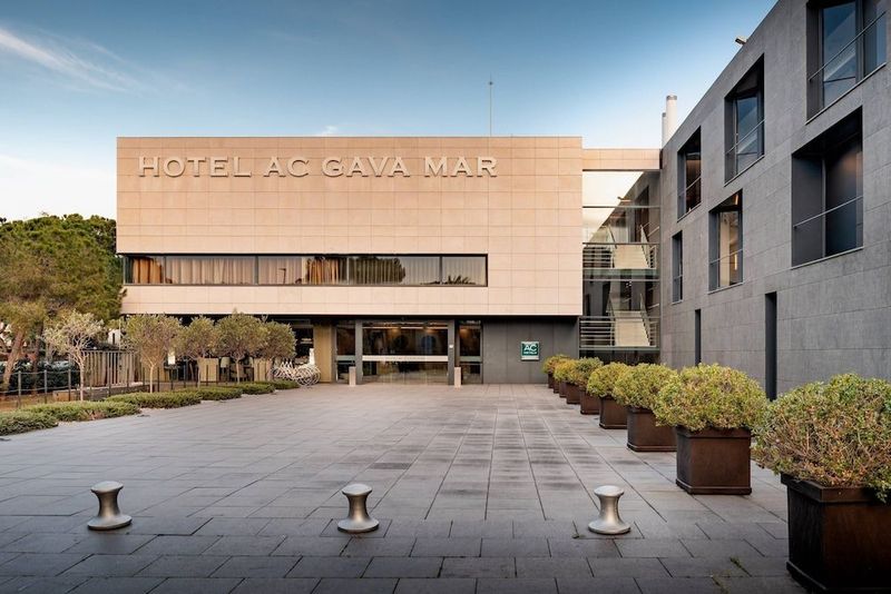 AC Hotel Gava Mar - Image 7