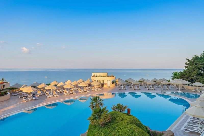 Melas Resort Hotel - Image 4