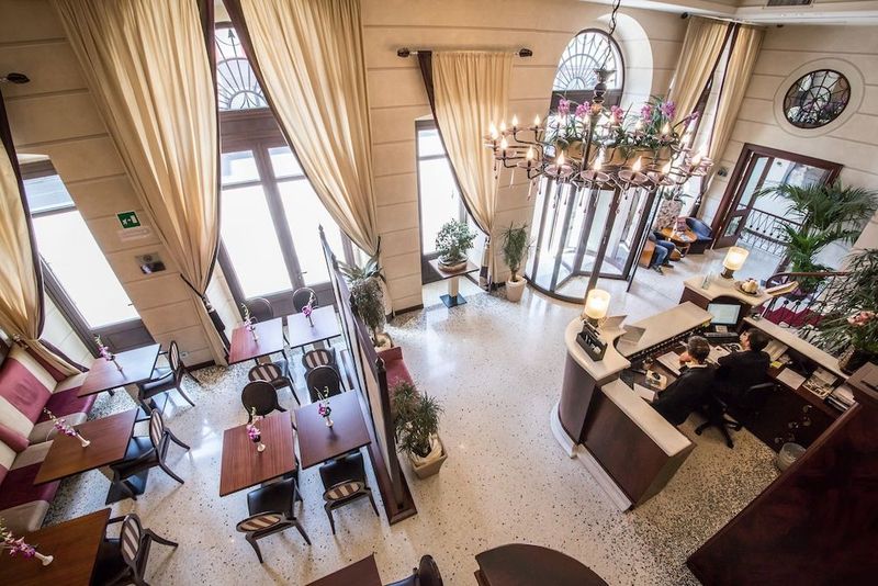 Victoria Hotel Letterario - Image 3