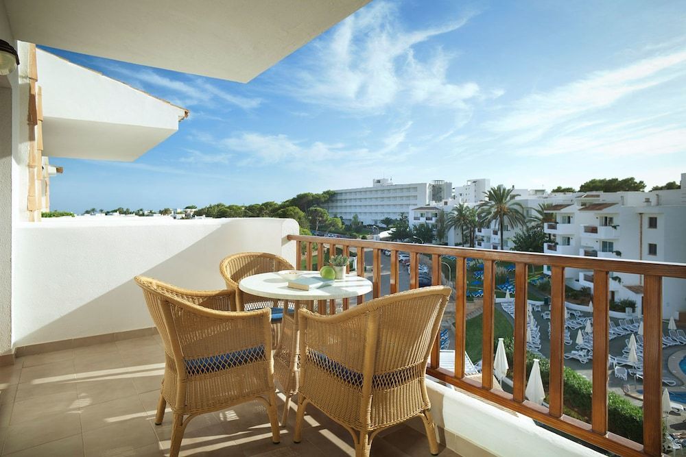 Inturotel Esmeralda Park - Image 2