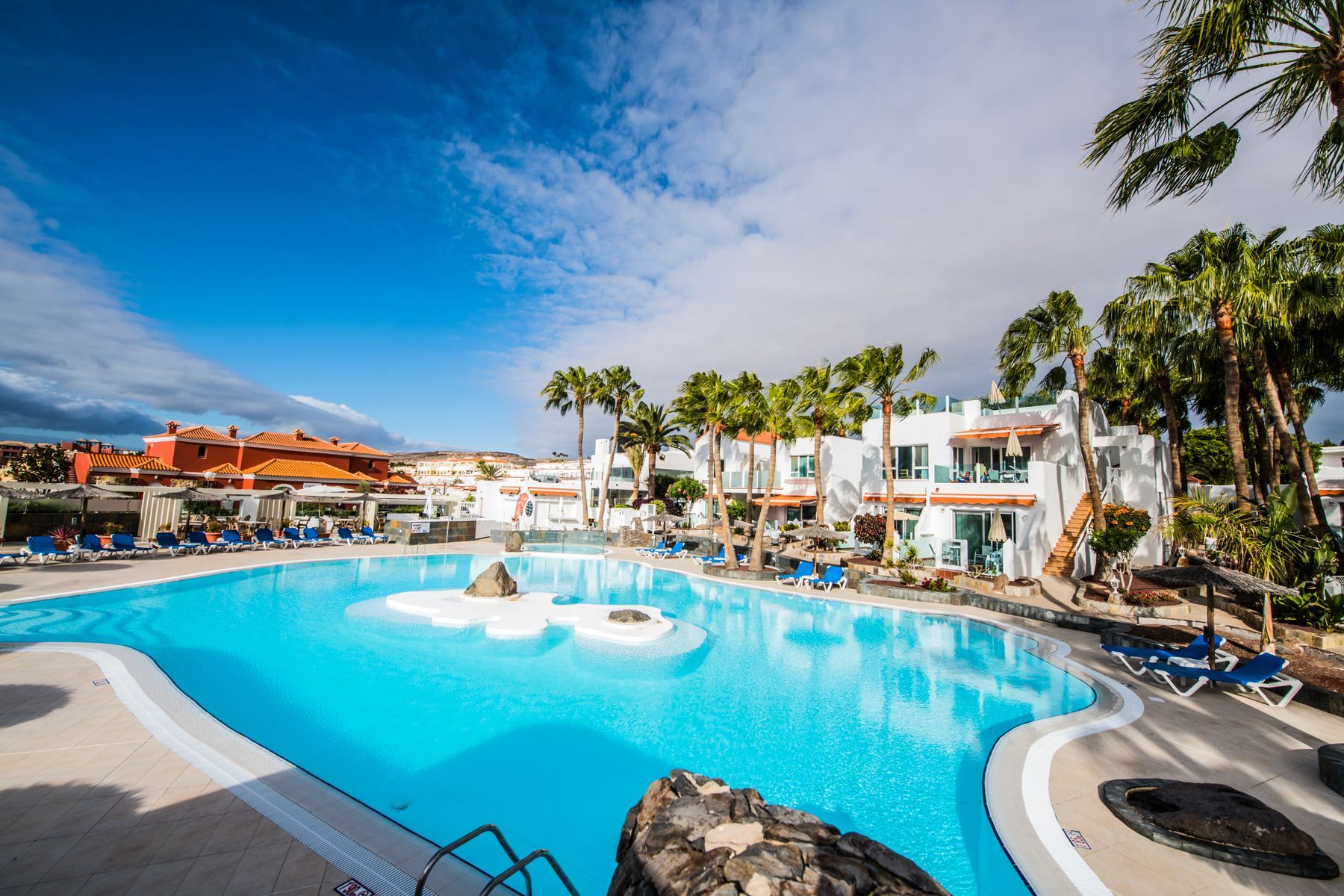 Bahia Calma Beach tilbyder lejligheder med selvforplejning i Costa Calma på Fuerteventura.