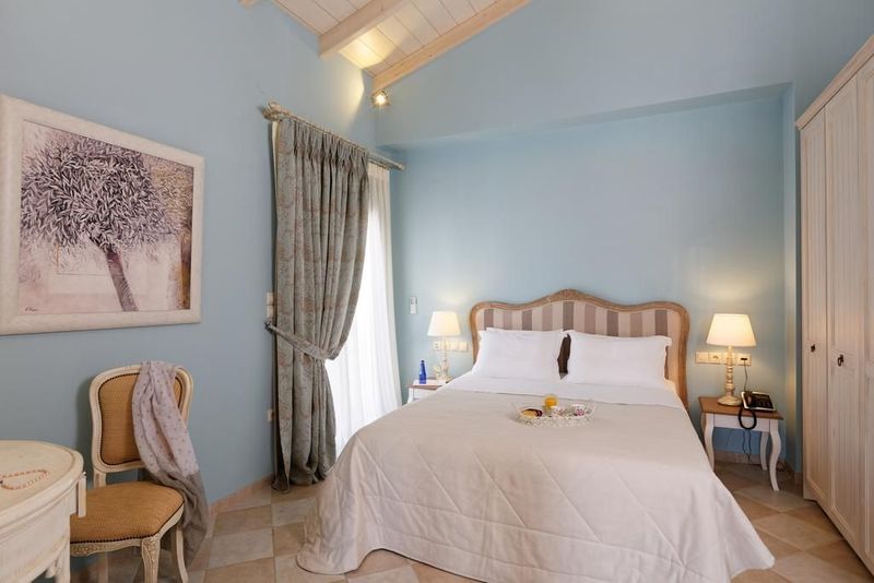 Ionia Suites - Image 2