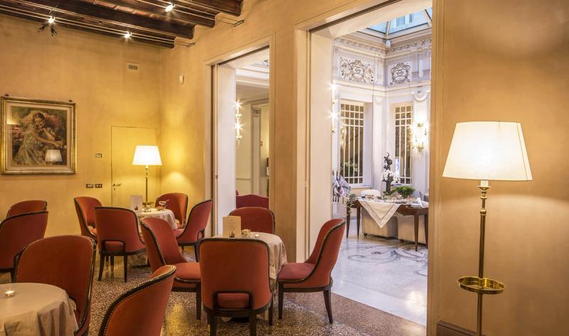 Hotel Corona D'Oro - Image 4