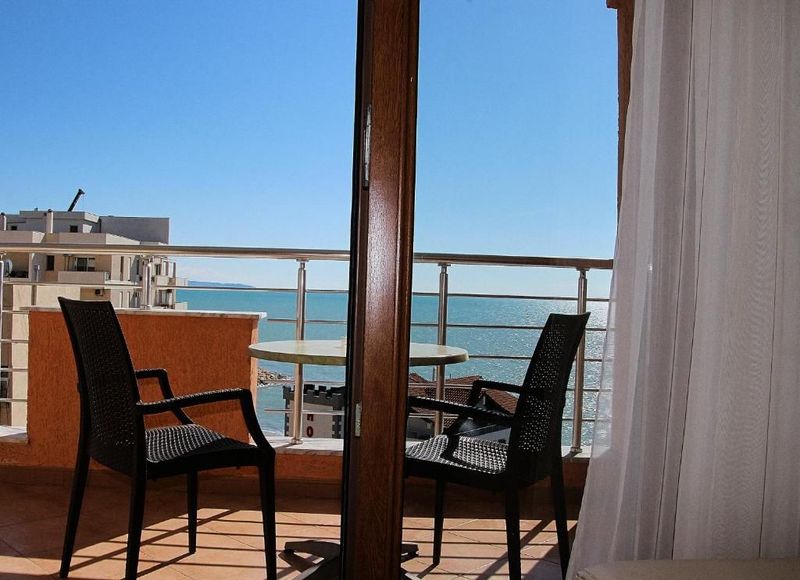 Hotel Nais Beach - Image 3