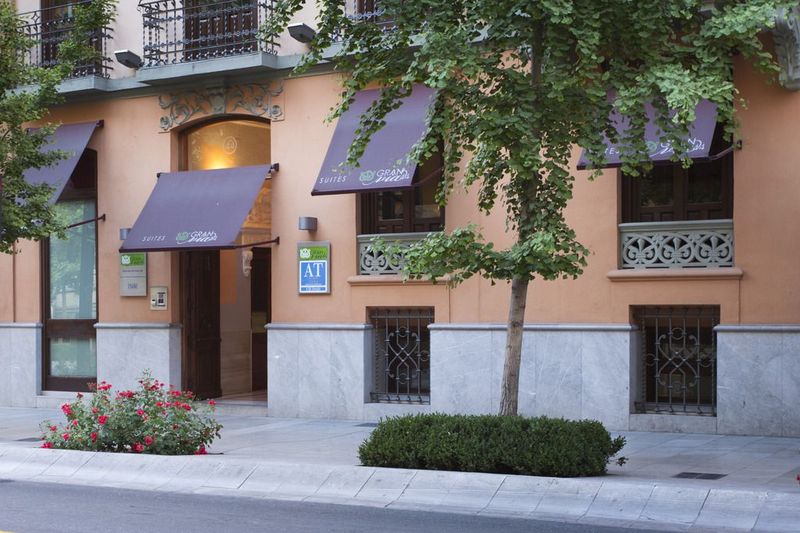 Suites Gran Via 44 - Image 9