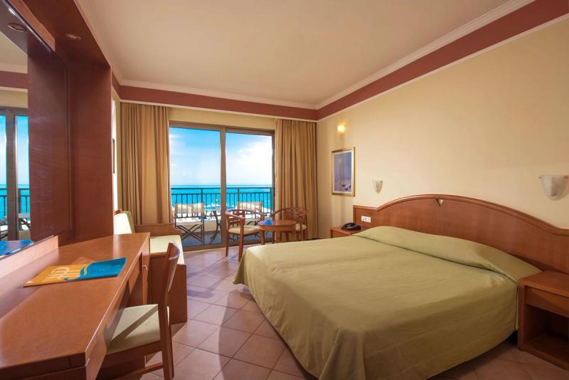 Hydramis Palace Beach Resort - Image 3