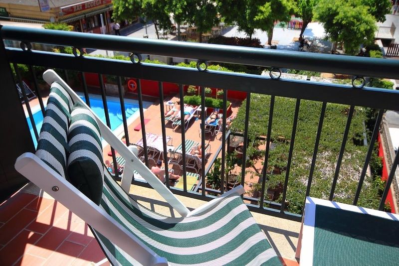 Aqua Hotel Bertran Park - Image 3