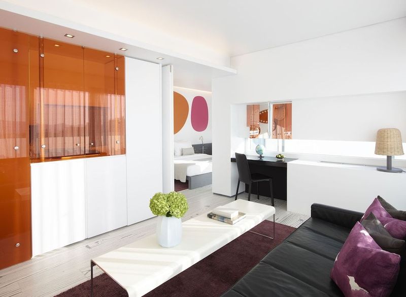 Fresh Hotel - Image 2