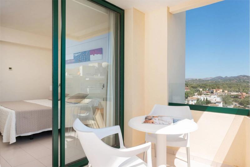 Welikehotel Marfil Playa - Image 8