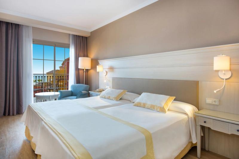 Iberostar Malaga Playa - Image 2