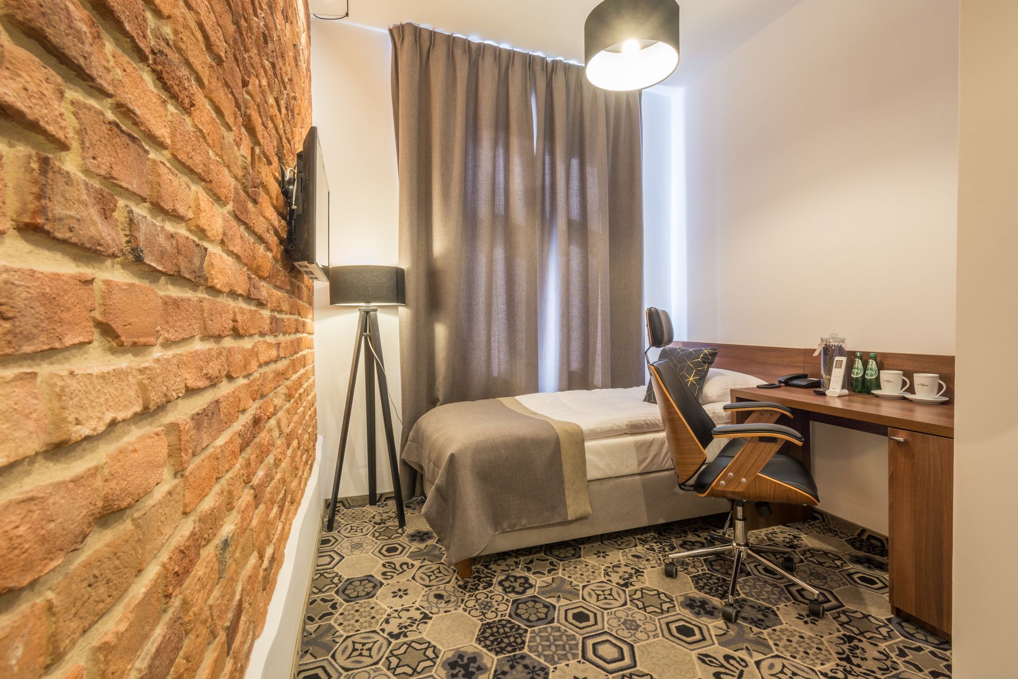 Hotel Lavender - Image 7