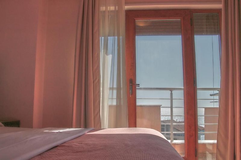 Hotel Nais Beach - Image 10