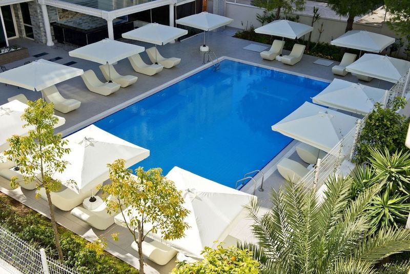 Prime Hotel - Image 1