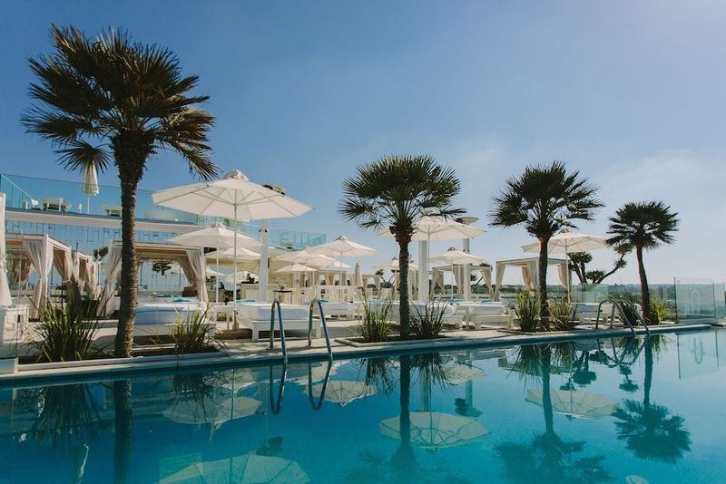 Hotel Napa Suites - Image 10