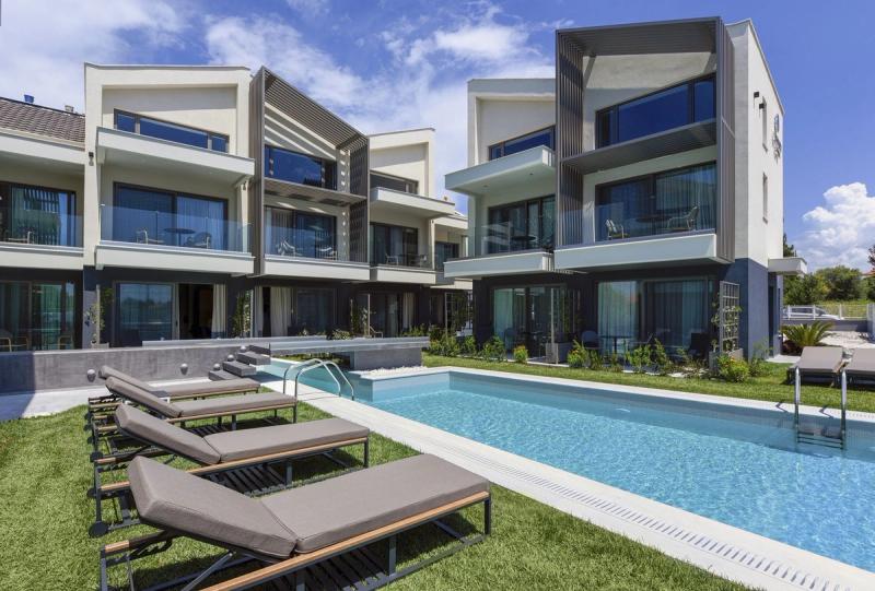 Serenity Suites - Image 6